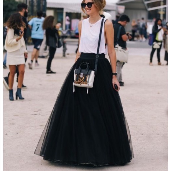 Anthropologie Dresses & Skirts - NWT Maude Maxi long black tulle dress small